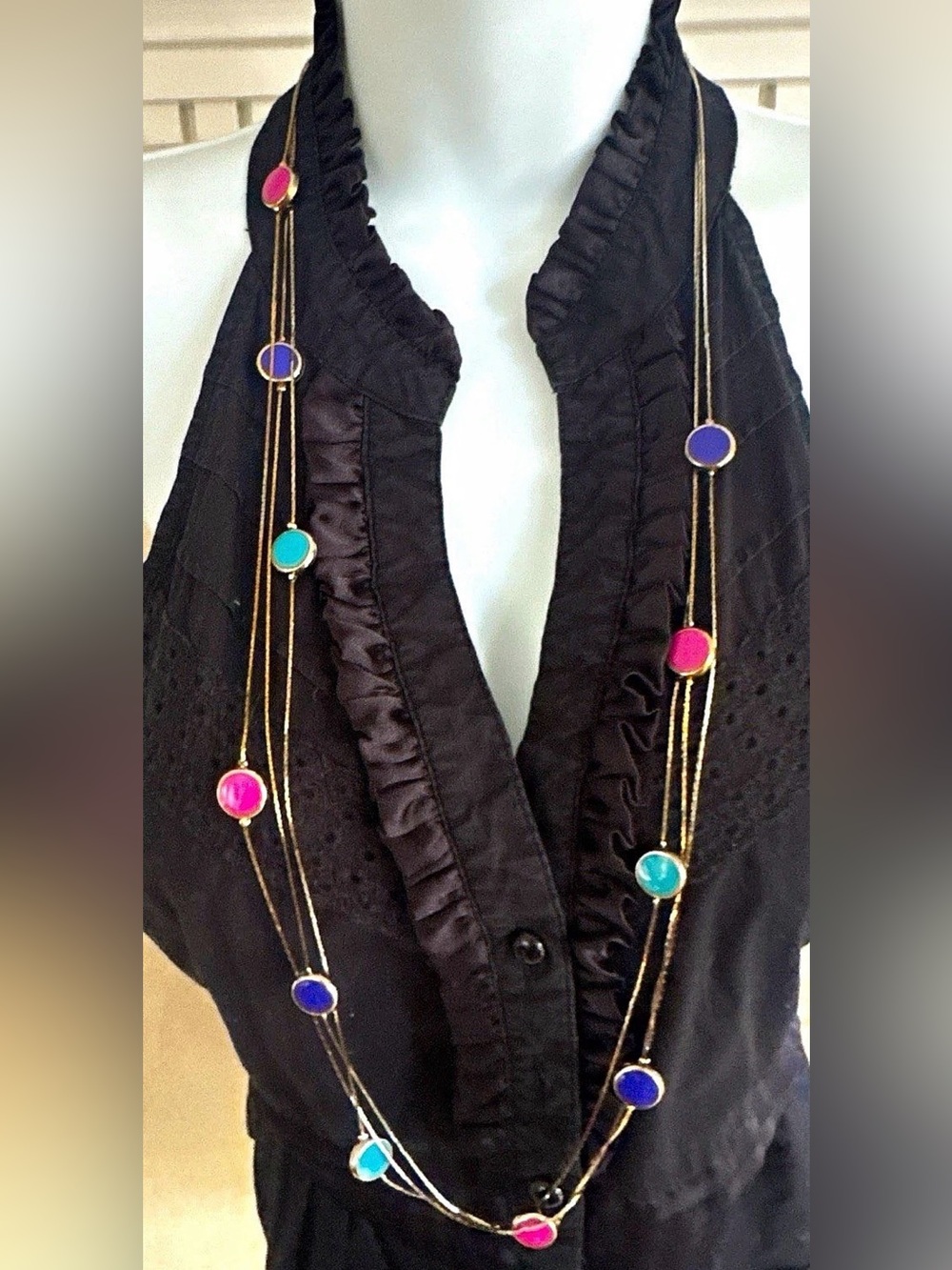 3-STRAND TWO TONE METAL MULTI COLOR BEZEL SNAKE CHAIN NECKLACE
